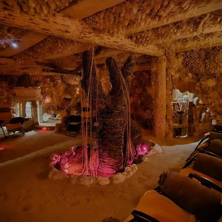 Verano Centrum Zdrowia I Relaksu 科沃布热格