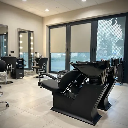 Verano Centrum Zdrowia I Relaksu 科沃布热格