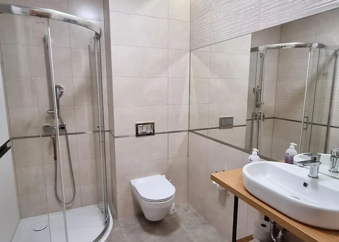 리조트 Verano Centrum Zdrowia I Relaksu 코워브제크